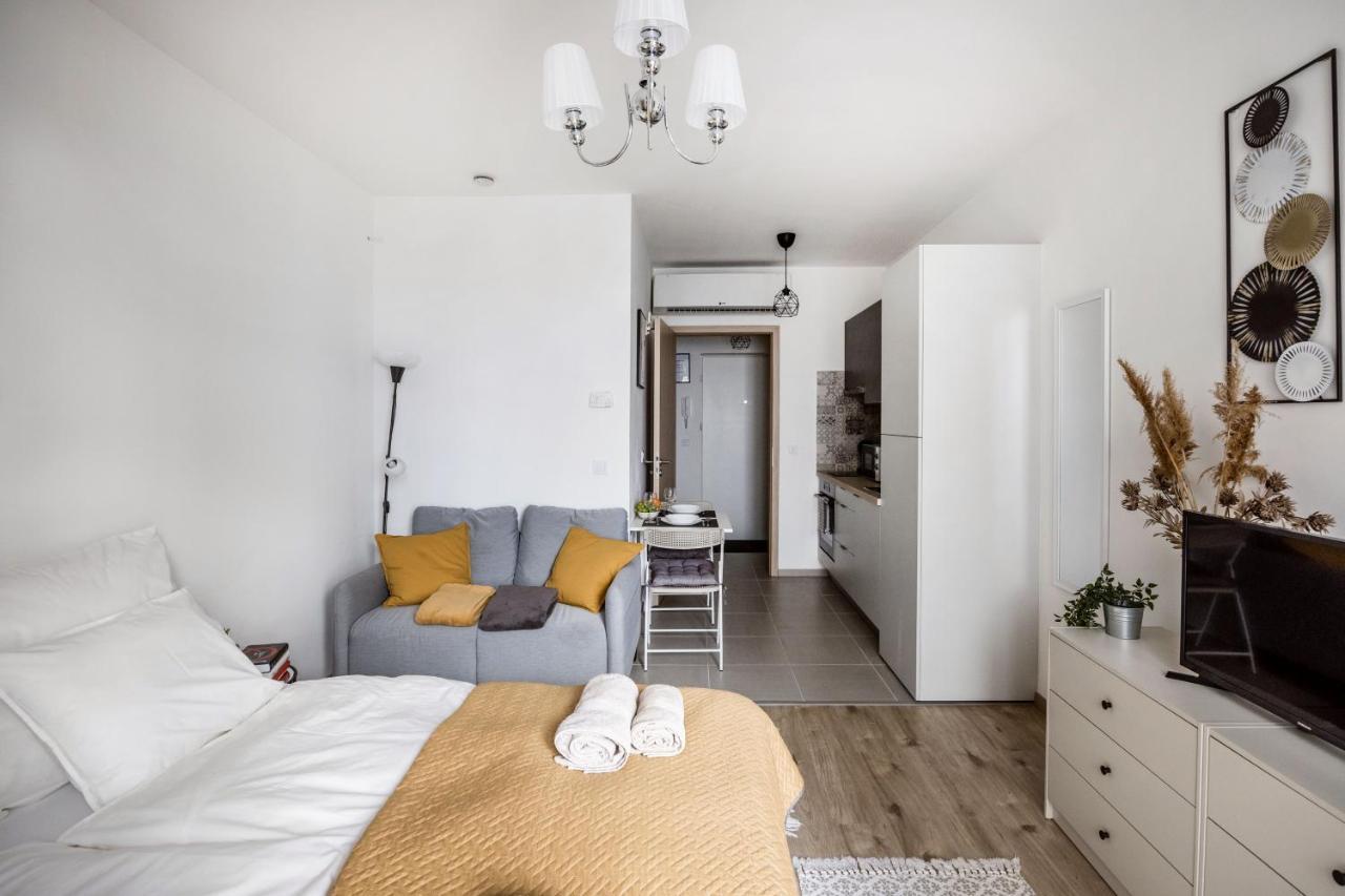 Stylish And Cozy Studio In The Heart Of The City Apartment Budapest Exterior photo